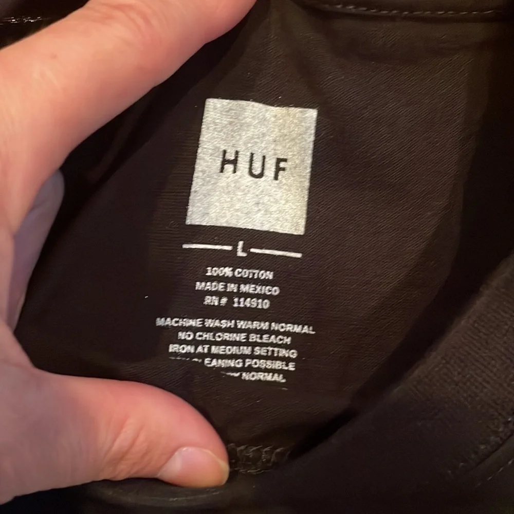 🍒Mens HUF t-shirt🍒 NWOT BLACK SizeXL - Picture 4 of 4
